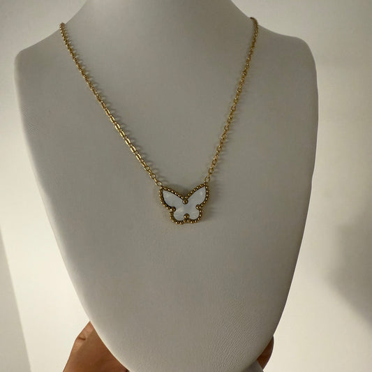 Soft Wings Necklace